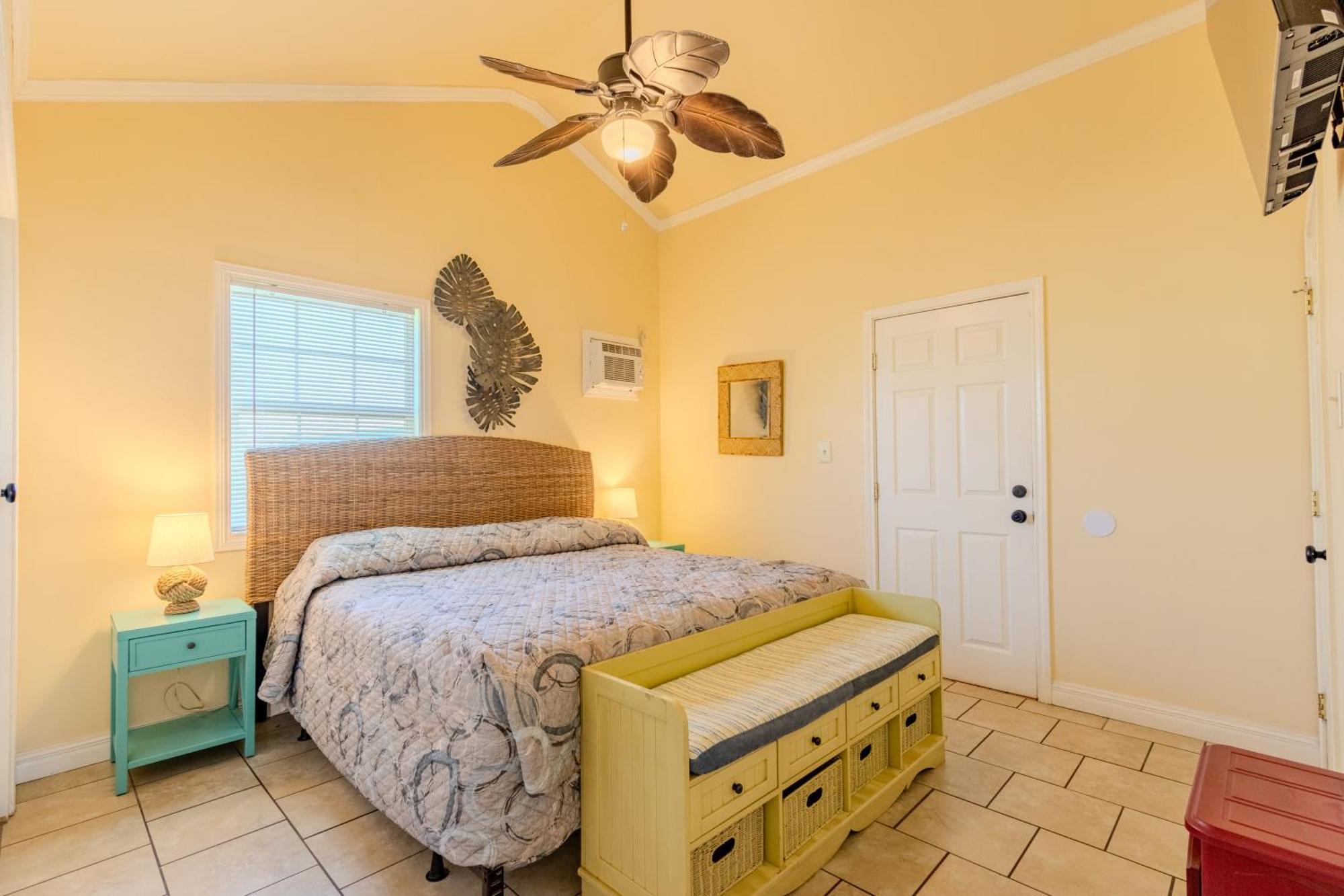 Shark Reef Resort Motel & Cottages พอร์ท อารานซัส ภายนอก รูปภาพ