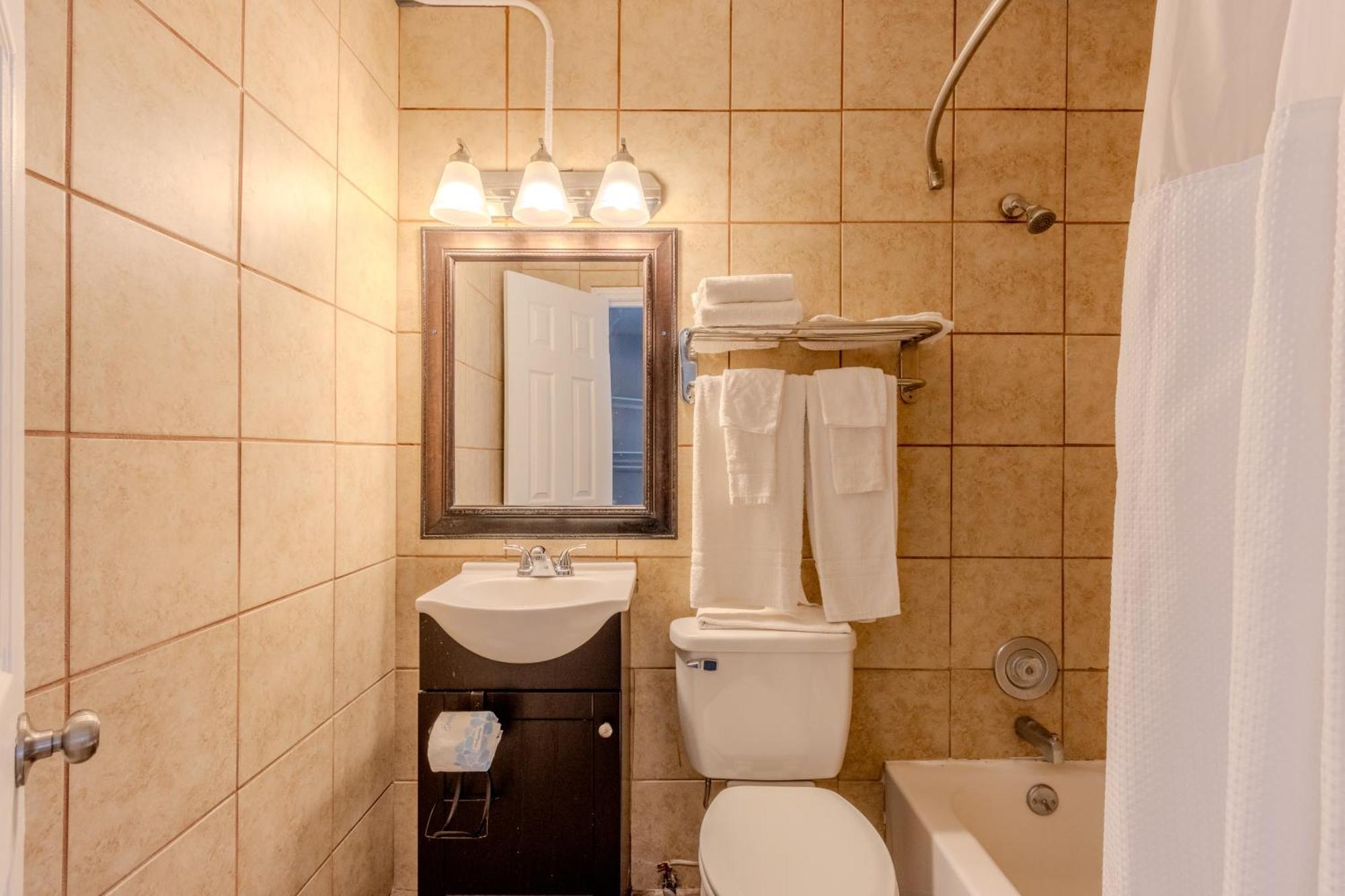 Shark Reef Resort Motel & Cottages พอร์ท อารานซัส ภายนอก รูปภาพ